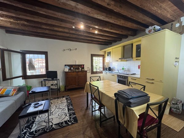 appartamento in affitto ad Este