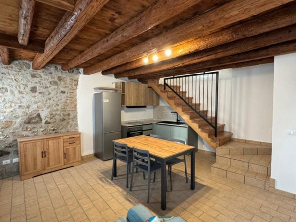 casa indipendente in affitto ad Este