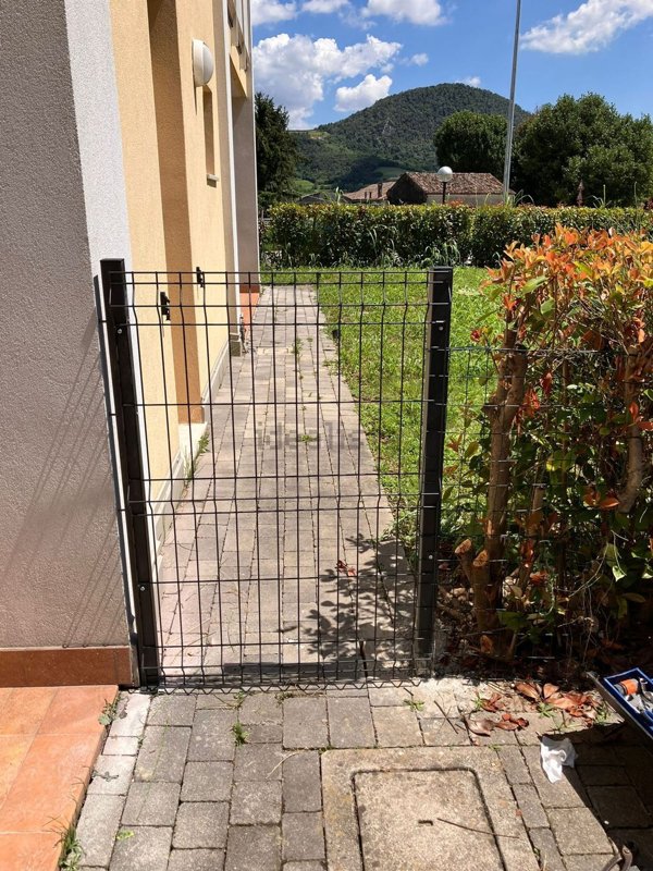 appartamento in affitto ad Este