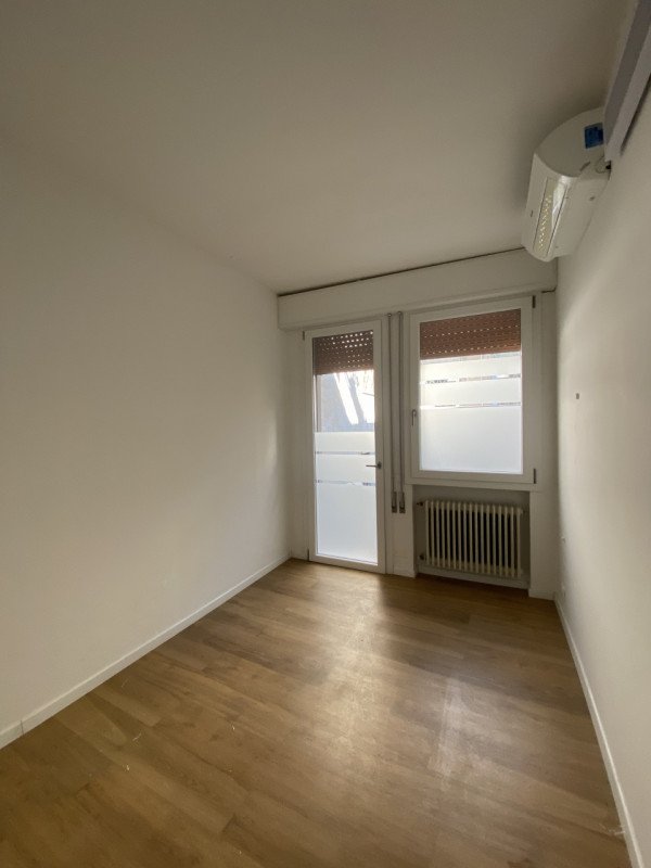 ufficio in affitto ad Este