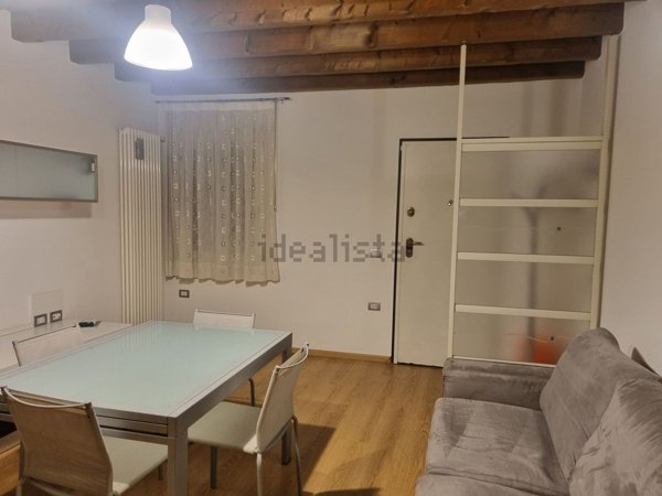 appartamento in affitto ad Este