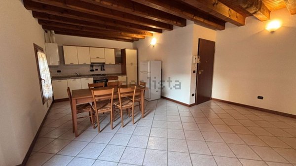 appartamento in affitto ad Este