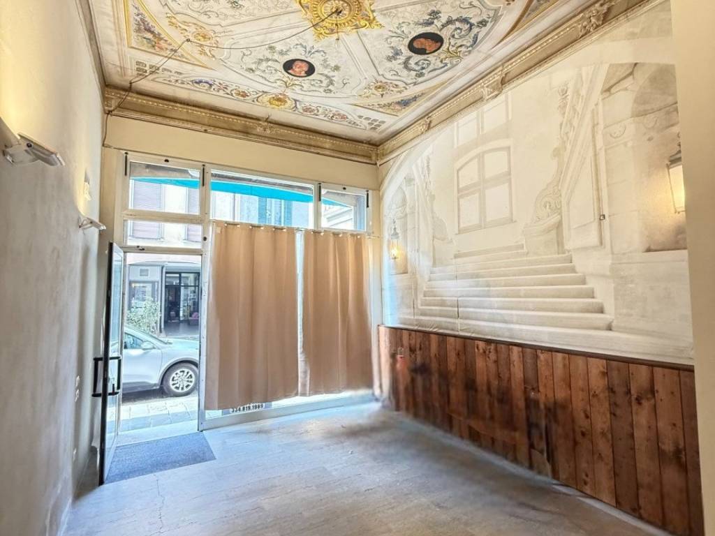 negozio in affitto ad Este