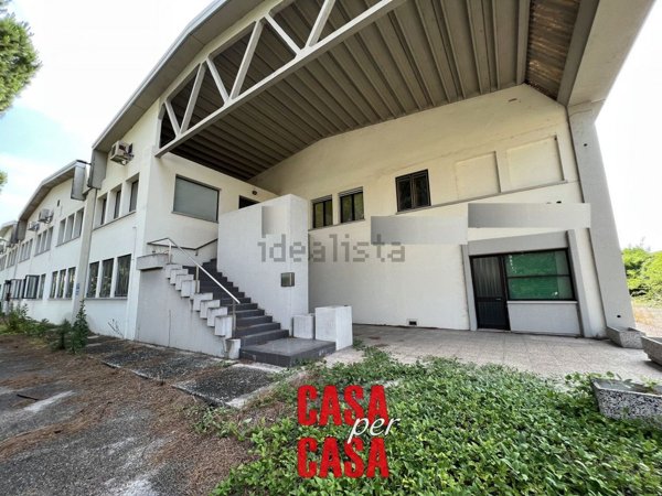 capannone in affitto ad Este