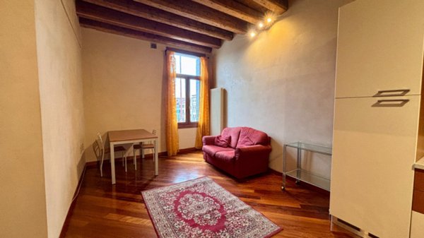 appartamento in affitto ad Este