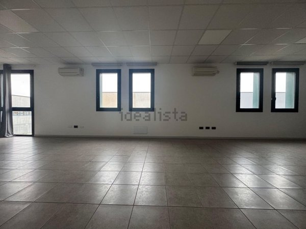 ufficio in affitto ad Este