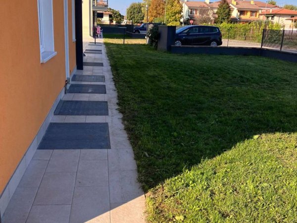 appartamento in affitto ad Este