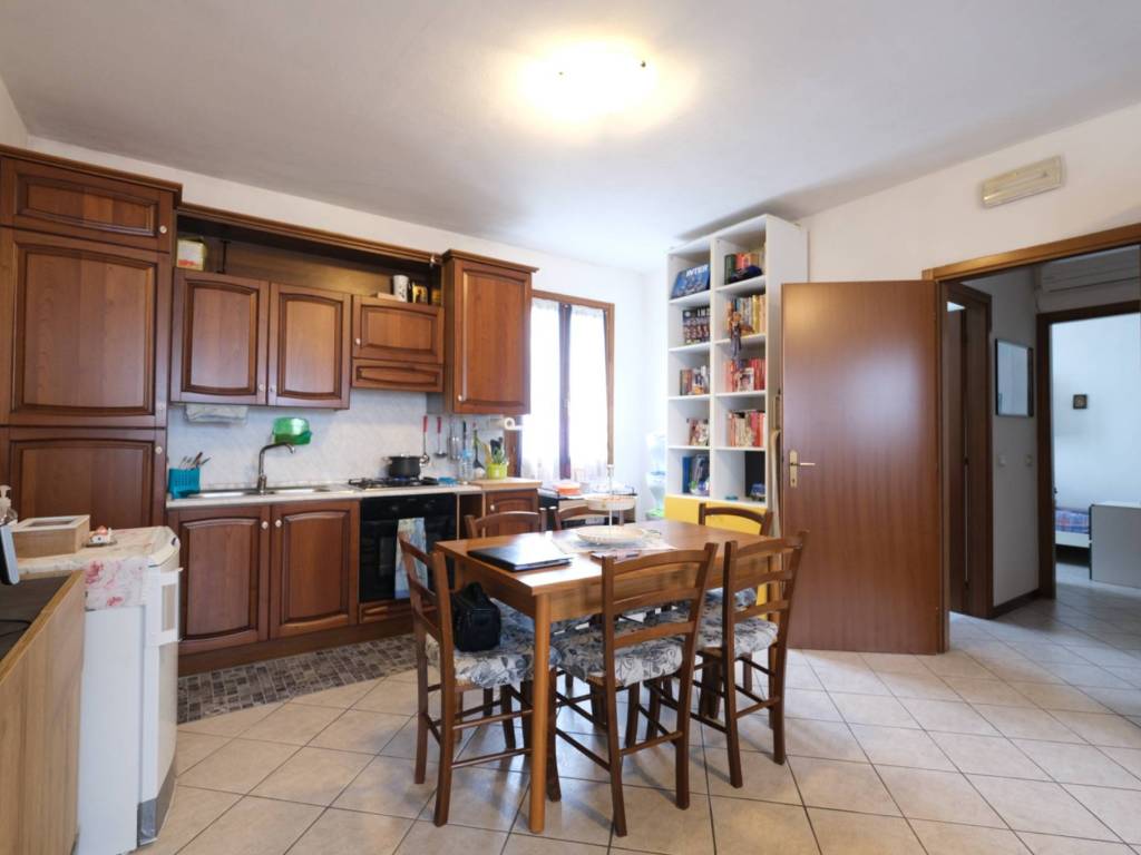 appartamento in affitto ad Este