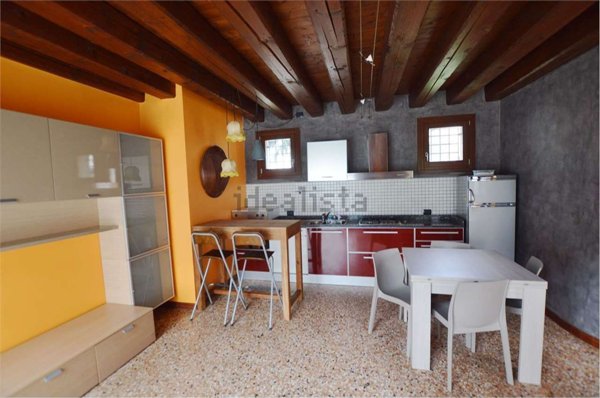 appartamento in affitto ad Este