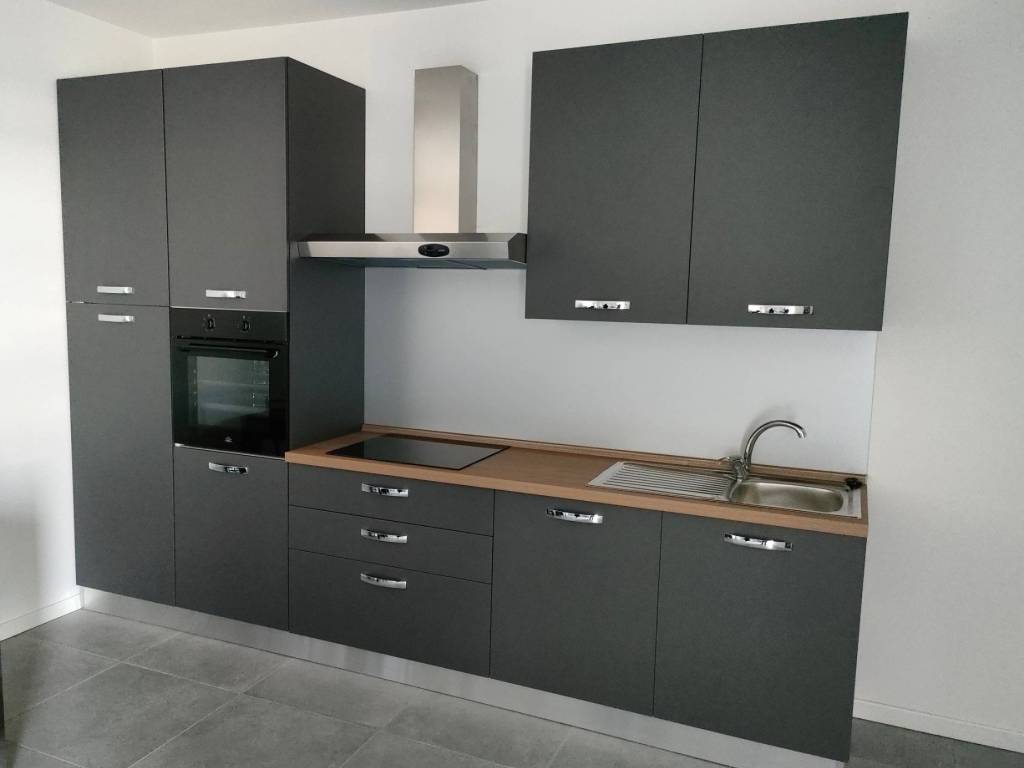 appartamento in affitto ad Este