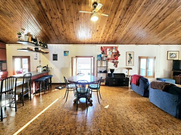 appartamento in affitto ad Este