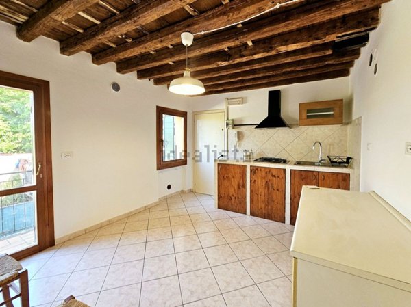 appartamento in affitto ad Este