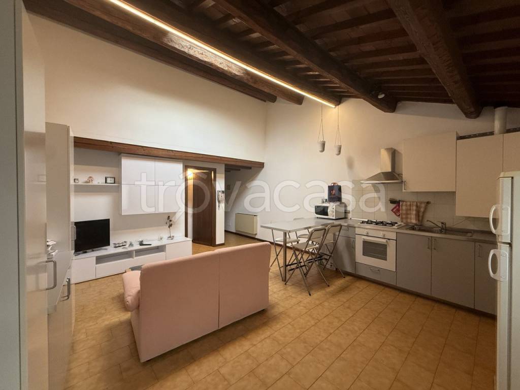 appartamento in affitto ad Este