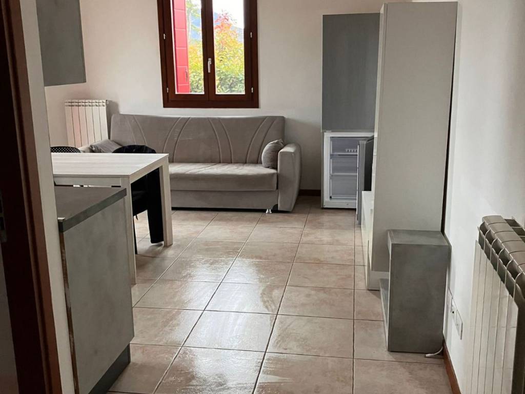appartamento in affitto ad Este