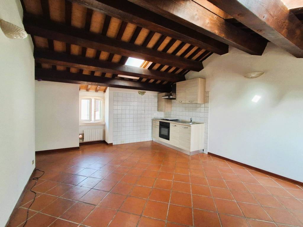 appartamento in affitto ad Este