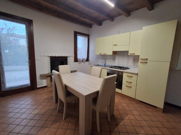 appartamento in affitto ad Este
