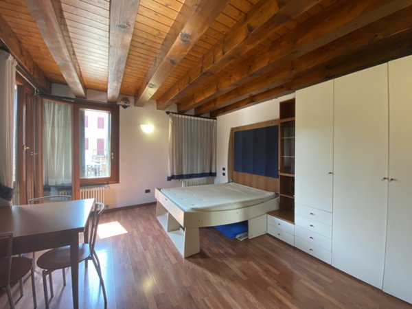 appartamento in affitto ad Este