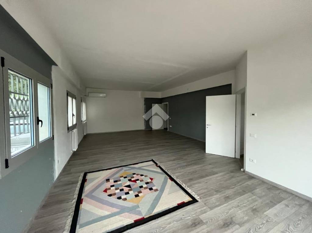 negozio in affitto a Fontaniva