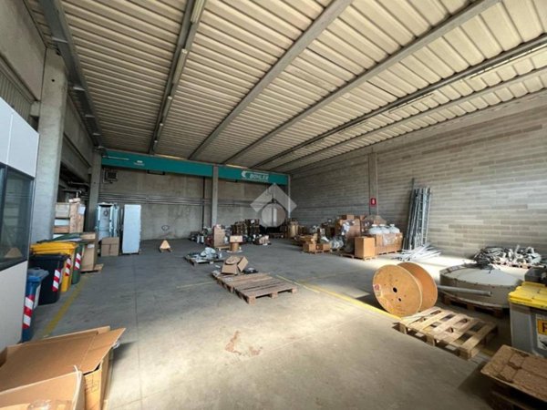 locale commerciale in affitto a Galliera Veneta