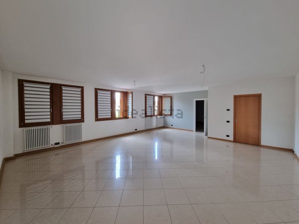 ufficio in affitto a Legnaro