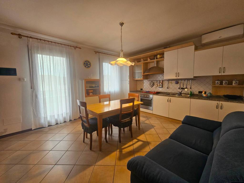 appartamento in affitto a Legnaro