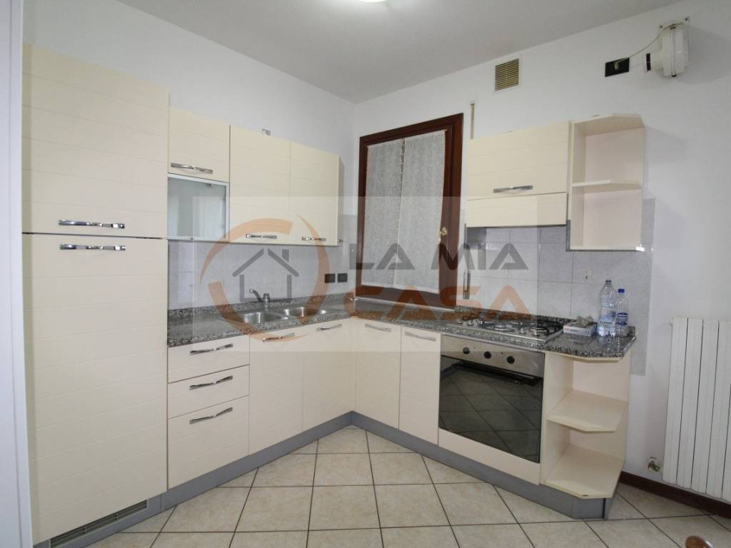 appartamento in affitto a Legnaro