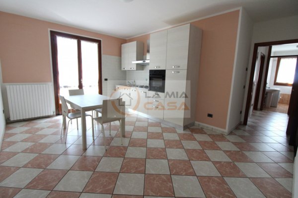 appartamento in affitto a Legnaro in zona Volparo