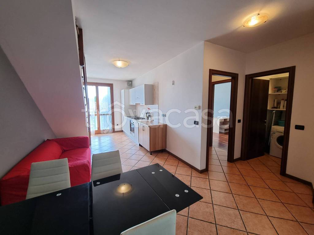 appartamento in affitto a Legnaro in zona Volparo
