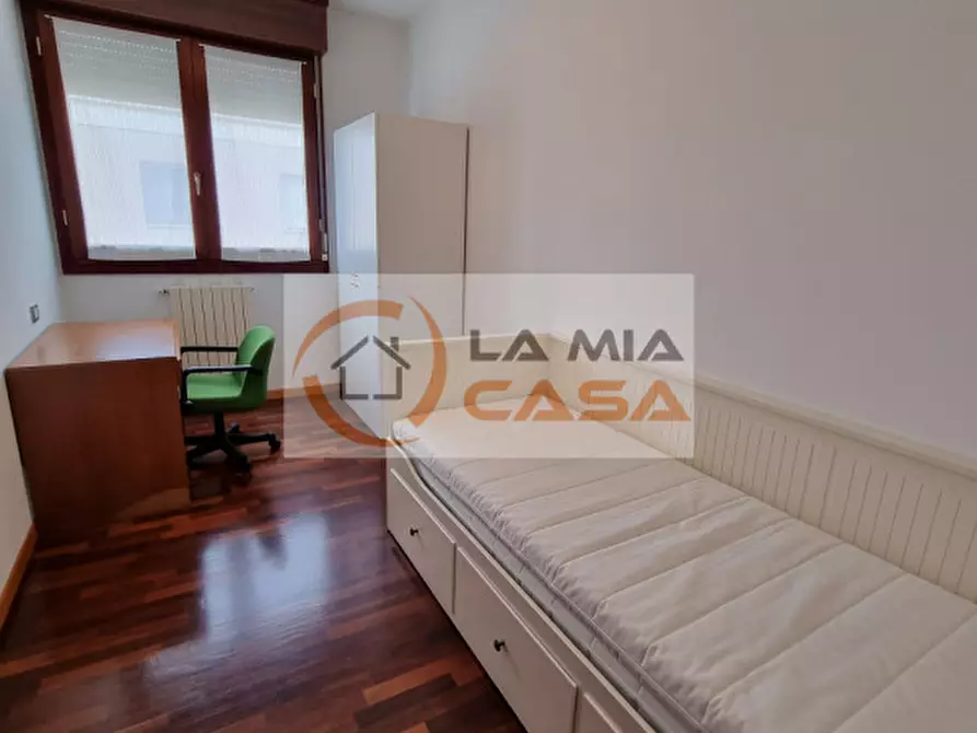 appartamento in affitto a Legnaro in zona Volparo