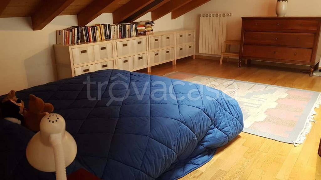 appartamento in affitto a Legnaro in zona Volparo