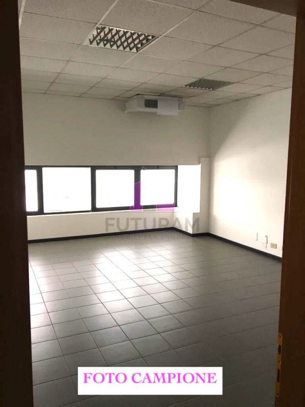 ufficio in affitto a Limena