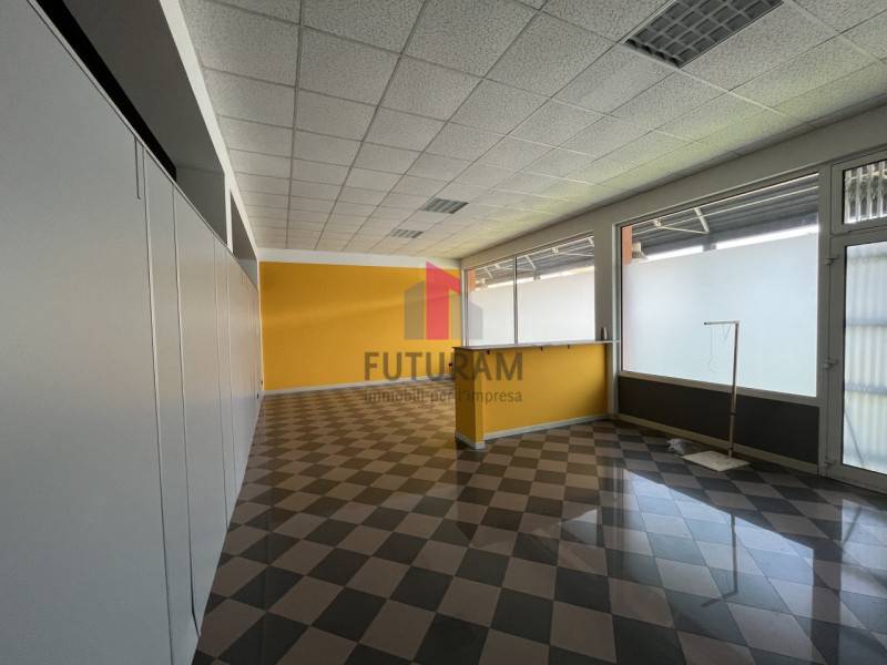 negozio in affitto a Limena