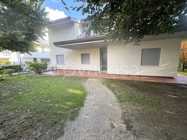 appartamento in affitto a Limena