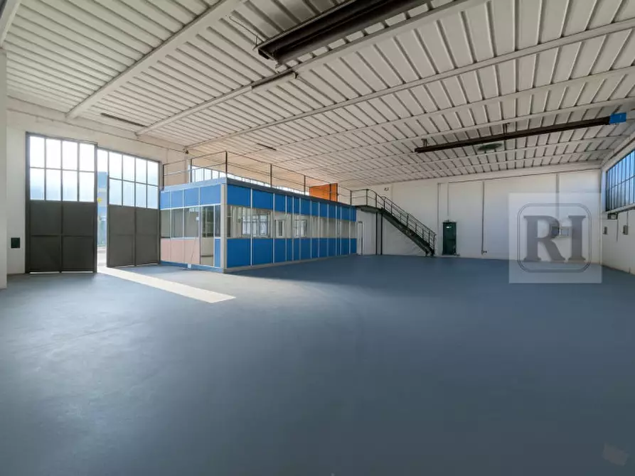 capannone in affitto a Limena