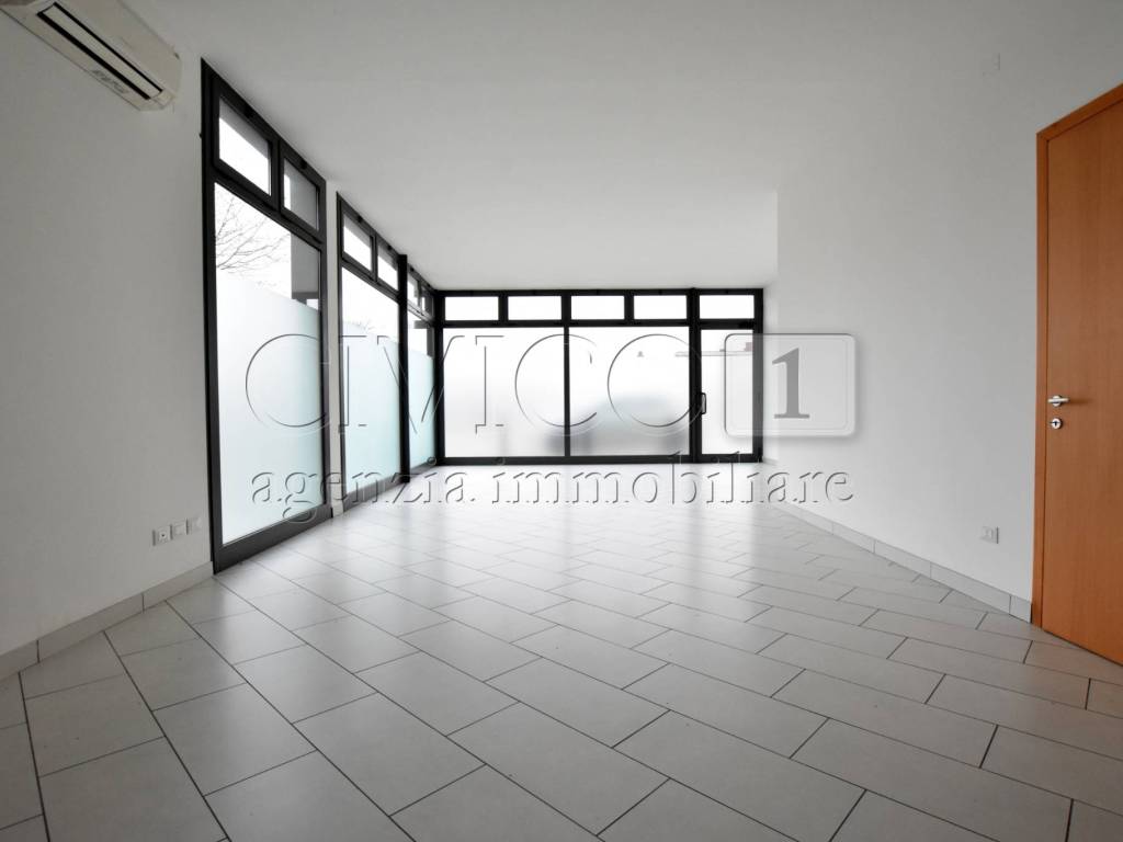 negozio in affitto a Limena