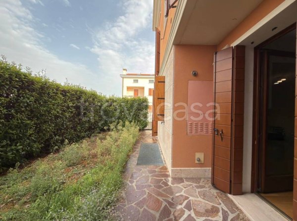 appartamento in affitto a Limena
