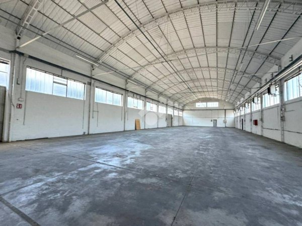 locale commerciale in affitto a Maserà di Padova