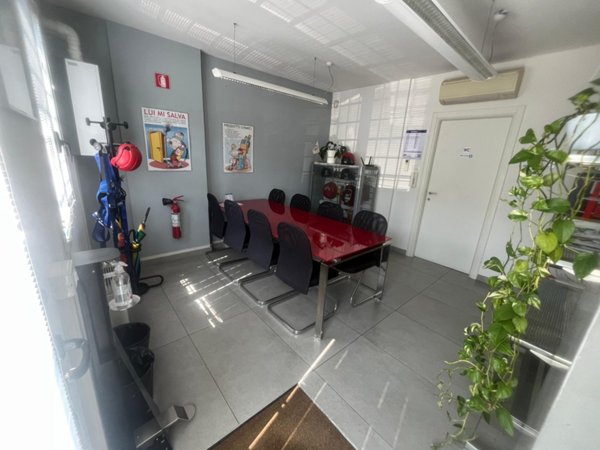locale commerciale in affitto a Maserà di Padova