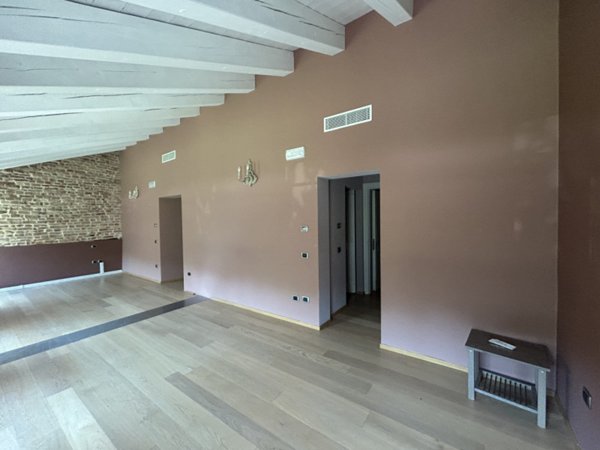 ufficio in affitto a Mestrino in zona Lissaro