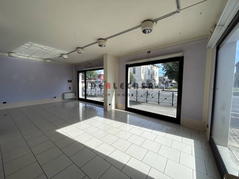 ufficio in affitto a Mestrino in zona Lissaro