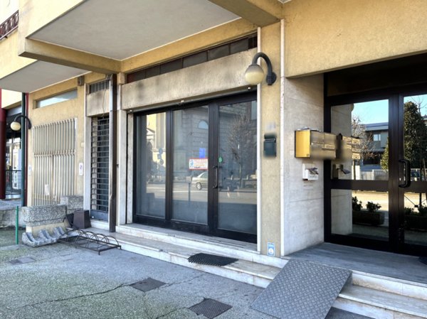 negozio in affitto a Mestrino