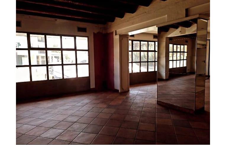 ufficio in affitto a Mestrino in zona Lissaro