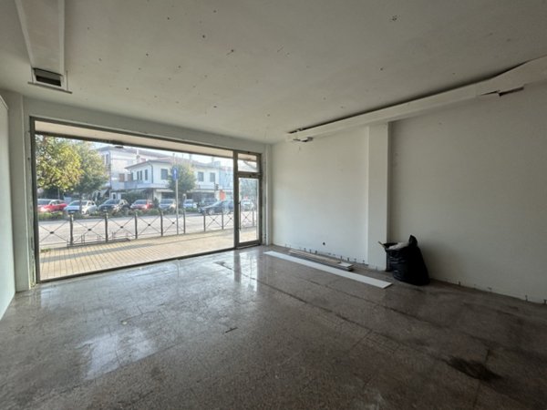 negozio in affitto a Mestrino in zona Lissaro