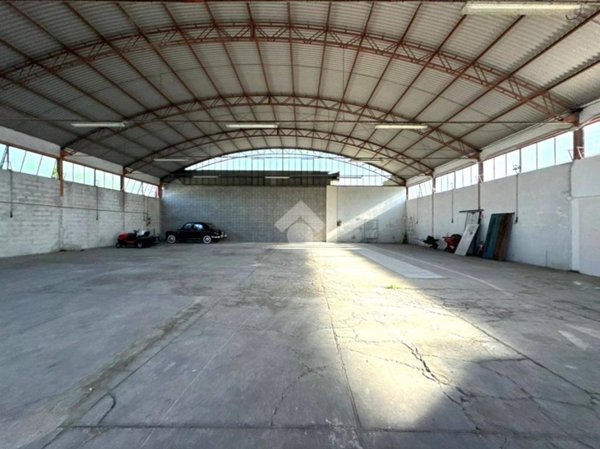 locale commerciale in affitto a Monselice
