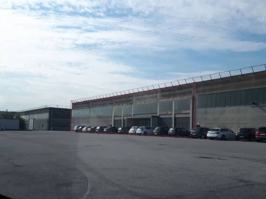 locale commerciale in affitto a Monselice