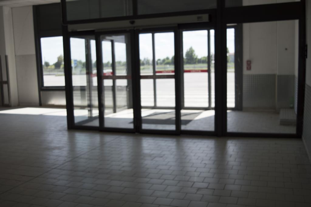 locale commerciale in affitto a Montagnana