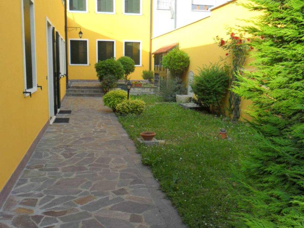 appartamento in affitto a Montagnana