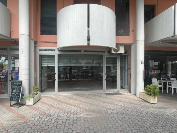 negozio in affitto a Montegrotto Terme
