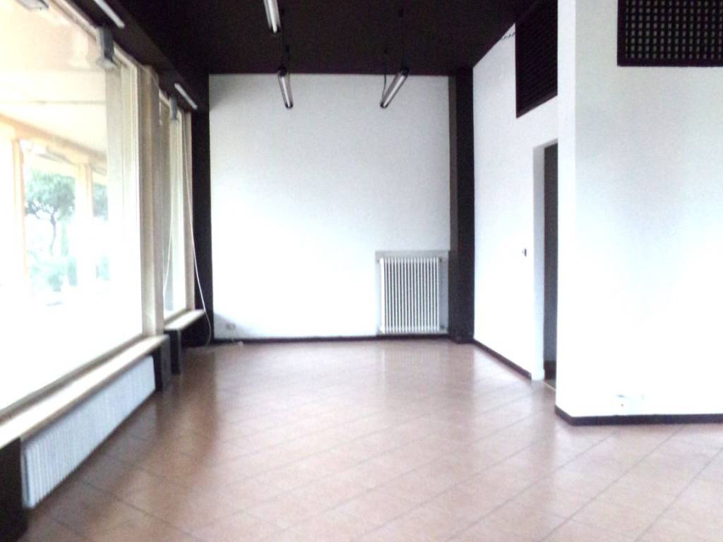 negozio in affitto a Montegrotto Terme