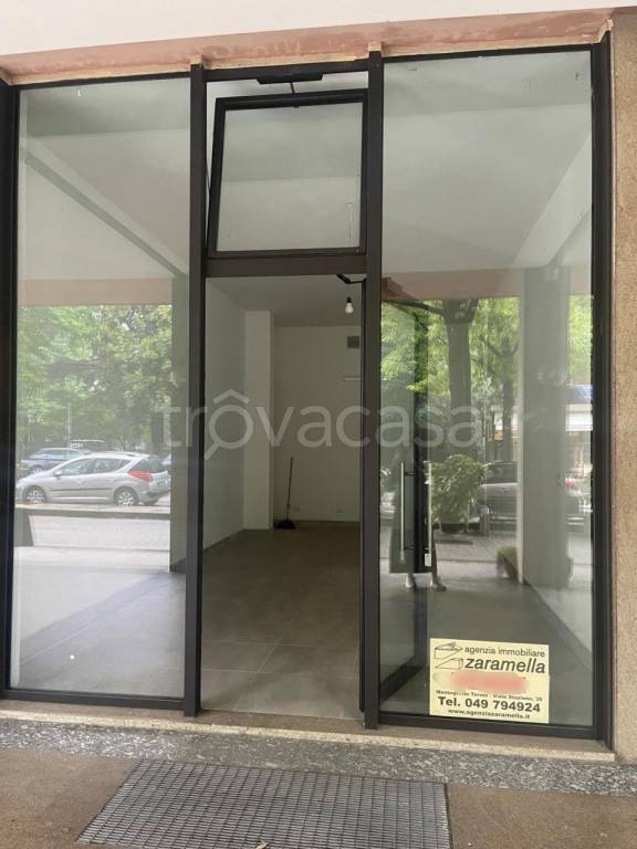 negozio in affitto a Montegrotto Terme